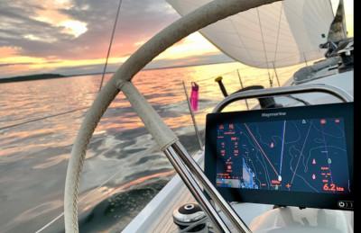 Raymarine lanza la nueva campaña «Navegantes para navegantes»