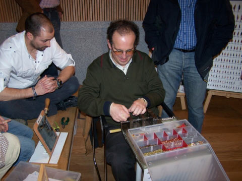 Eduardo Fontenle montandio las cucharillas EDU