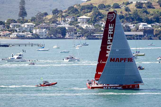 Team SCA vence en la In port de Auckland