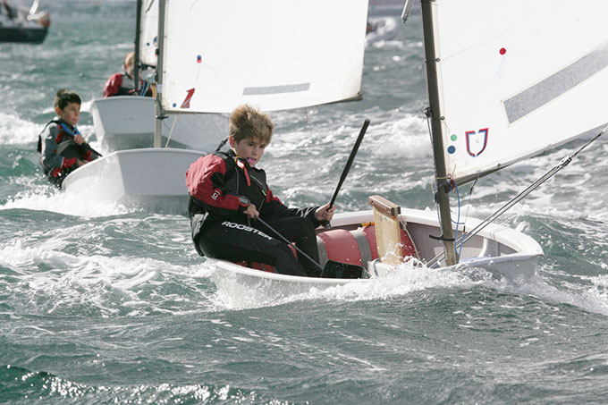 2ª Jornada  Meeting Internacional de Optimist . Cidade de Vigo