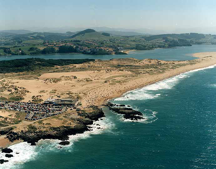 Playa de Valdearenas (Piélagos)