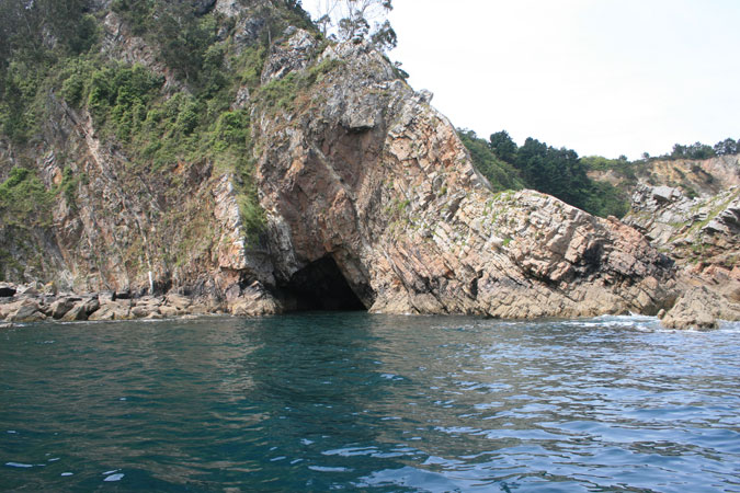 Cuevas en Portochico