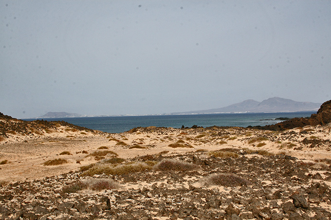 Lanzarote desde el NW de Lobos
