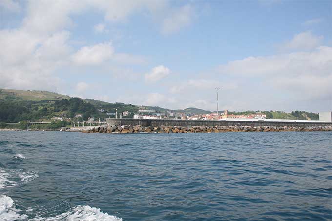 El puerto de Getaria desde el N