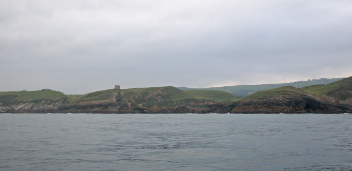 Santa Justa y torreón de San Telmo dsde la mar