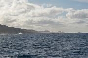 Por nuestra proa, Cabo Vilán y arrecifes de Cabo Veo