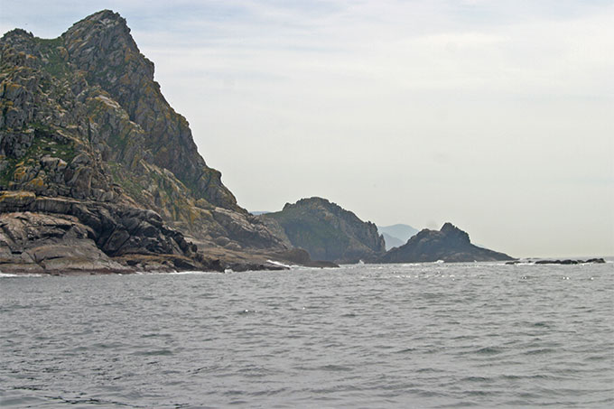 Bajos Pinela, al fondo Punta Gavotos