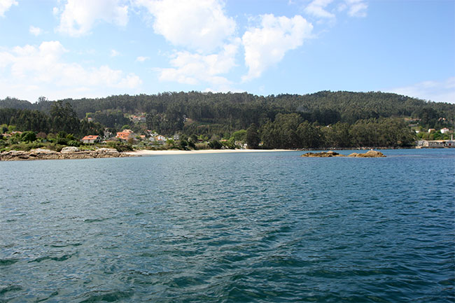 Playa y fondeadero de Arnelas