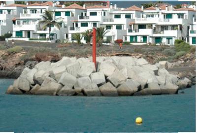 12886 Puerto deportivo Marina San Miguel. Contradique