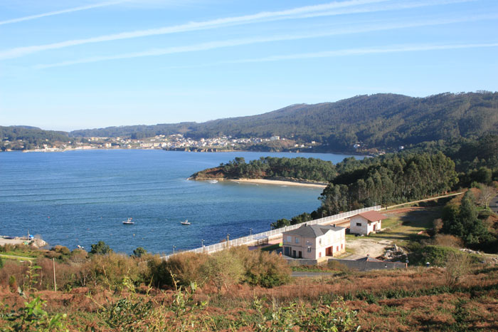 Ría y puerto de O Barqueiro. Costa cantábrica gallega. Mañón. A Coruña