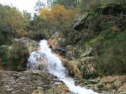 Monte y agua en Mougas