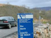 Cruce de las carreteras a Navia y Cervantes