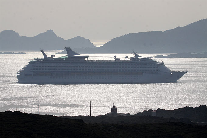 Crucero en la boca norte. Parque Nacional Islas Cíes