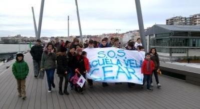 duna-cear-escuela-protesta