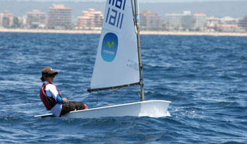 0624-Optimist-CAT-Carlos-Robles---Foto-Tomeu-Bibiloni