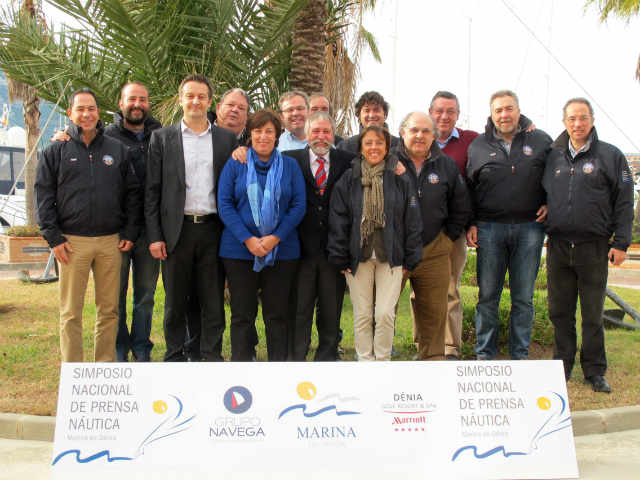 131204_Equipo-II-Simposio