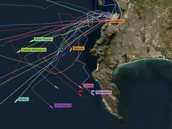 8_tracker-051123-web