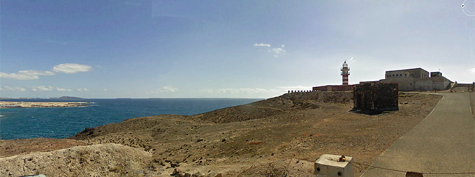 La costa al N desde Faro Aguinaga