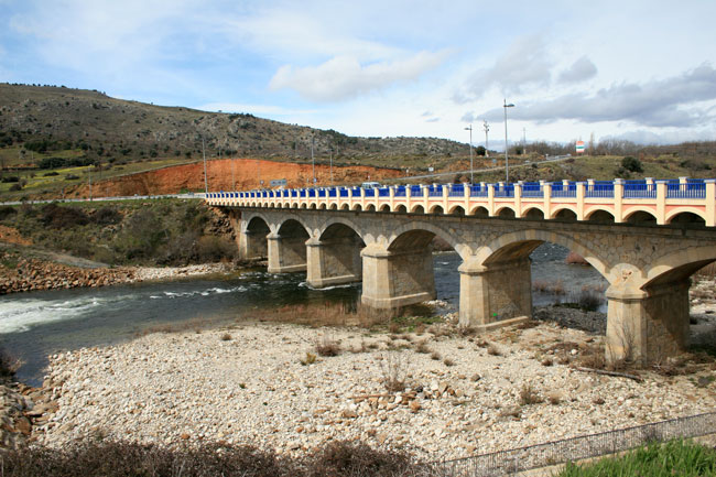 Puente-del-la-carretera-Avila-Plasencia