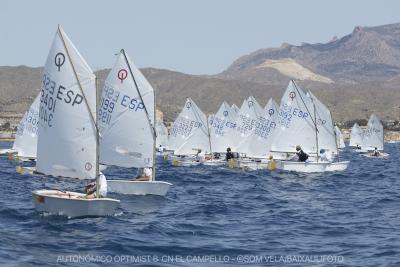 Nicolás Castillo, Inés Sirvent, Arturo Chumilla y Martina Martínez vencedores del Autonómico de Optimist B Nicolás Castillo, Inés Sirvent, Arturo Chumilla y Martina Martínez vencedores del Autonómico de Optimist B