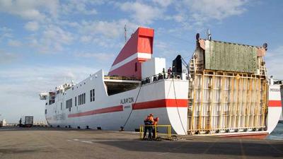  Adjudicada a Trasmediterránea la línea de interés público entre la Península y Canarias 