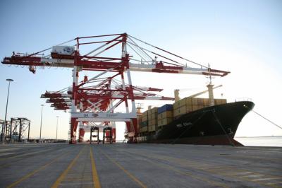 Inaugurada la nueva terminal del Muelle Prat de Barcelona 