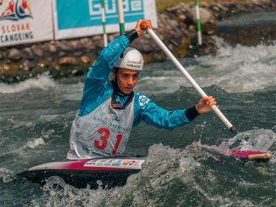 Ainhoa Lameiro y Daniel Pérez en el mundial de slalom junior y sub 23