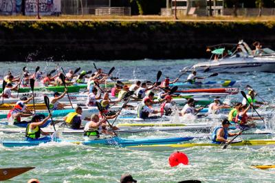 Semana Abanca. Ivan Alonso y Jaime Sobrado vencen en el trofeo Ciudad de Vigo de piraguismo