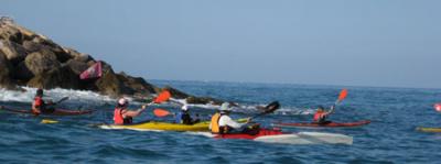 Los Dragones de Mar navegaron por Oropesa y Benicassim