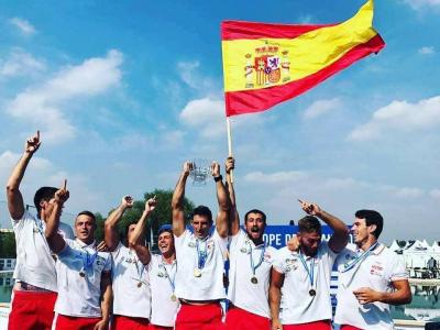 EL KAYAK POLO ESPAÑOL SE ALZA EN LO MÁS ALTO DEL PÓDIUM EUROPEO.