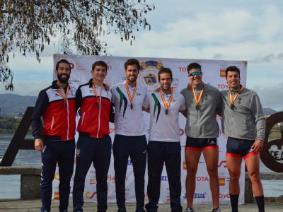 El Club Natació Banyoles se impone en el Cpto. de España  de larga distancia celebrado en Castrelo de Miño