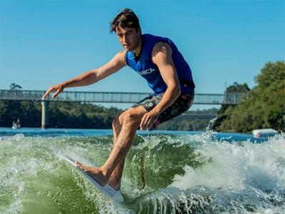 Antonio Castelo en Open Masculino y Alejandra Alonso en Féminas, vencedores del Campeonato Ibérico de Wakesurf-Trofeo Xunta de Galicia