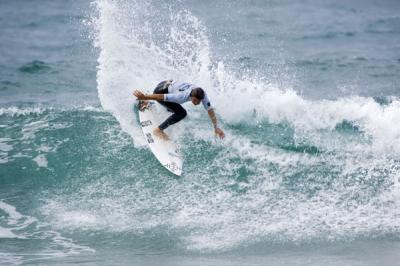 PABLO SOLAR VENCE EN LA SEGUNDA PRUEBA DEL CIRCUITO EL DIARIO VASCO DE SURF 2009 PRESENTADO POR SAN MIGUEL