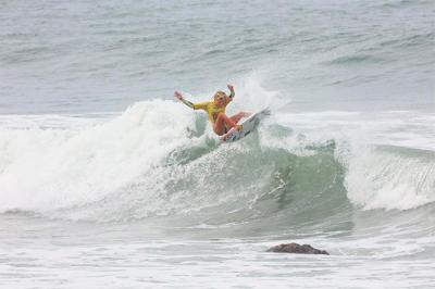 Sube el Swell y el talento se asoma en el día 3 del ISA World Juniors