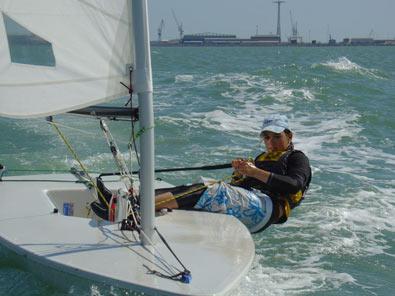 AMALIA ORDOÑEZ SE SUBE AL PODIO DEL XXII TROFEO BALDUINO Y FABIOLA DE LA CLASE OPTIMIST