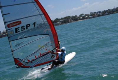 Blanca Manchón, primer lider de la regata británica Skandia Sail for Gold Regatta