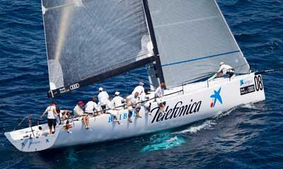 El barco de José Cusí firma dos podios parciales en la jornada inaugural