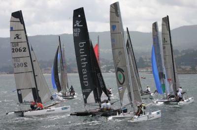 Coen de Koning y Jeroen van Leeuwen ganan en Nigrán el Mundial Caixanova de Catamaranes a Vela