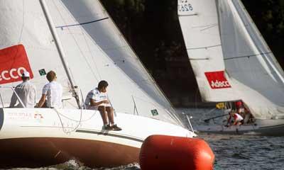 EDUARDO MAESTRE Y ÁNGEL PUENTE LIDERAN LA I REGATA MATCH RACE EN EL CLUB NÁUTICO SAN RAMÓN DE MADRID