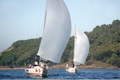 Manu Weiller y William Tiller primeros aspirantes en Baiona al Máster de 2011