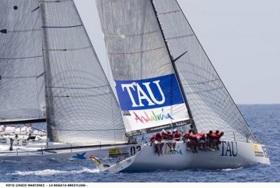 TAU-Andalucía, el barco de Pichu Torcida hace buenas primeras partes pero no puede aguantar