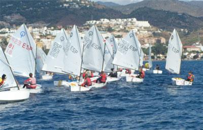 6 regatistas del Club El Candado en la Copa de Andalucía de Optimist  