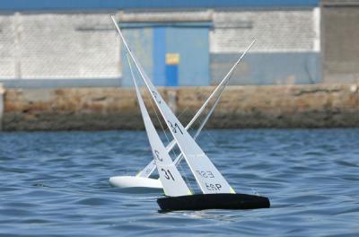 El gaditano Alfonso Moreno se proclama campeón de Andalucía de Vela Radio Control en aguas de Motril