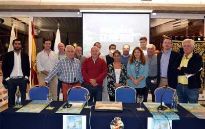 Los patrones del RCNT se interesan por la II Regata Puertos Canarios 