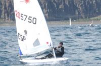 Martina Reino (RCNGC) y Alicia Cebrián (RCNT) buscan en Omán una plaza olímpica para España en Laser Radial