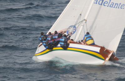 Unión Risco/BBVA gana el concurso Memorial de Vela Latina Canaria