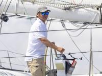 Arranca desde el Abra el nuevo intento de récord de ‘La Vuelta a España’ del Maxicat Victoria de Alex Pella
