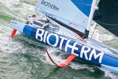 Biotherm toma ventaja tras la salida de la Etapa 4 el Domingo en Itajaí