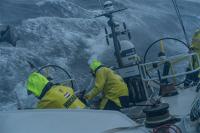 Brunel aguanta líder con MAPFRE y Dongfeng pegados a su popa