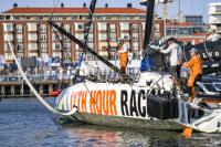  El 11th Hour Racing Team, líder de la regata, se ve obligado a suspender la competición tras ser abordado por GUYOT 